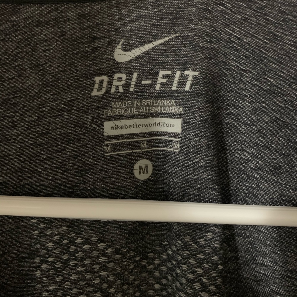 Nike pullover - Picture 3 of 5